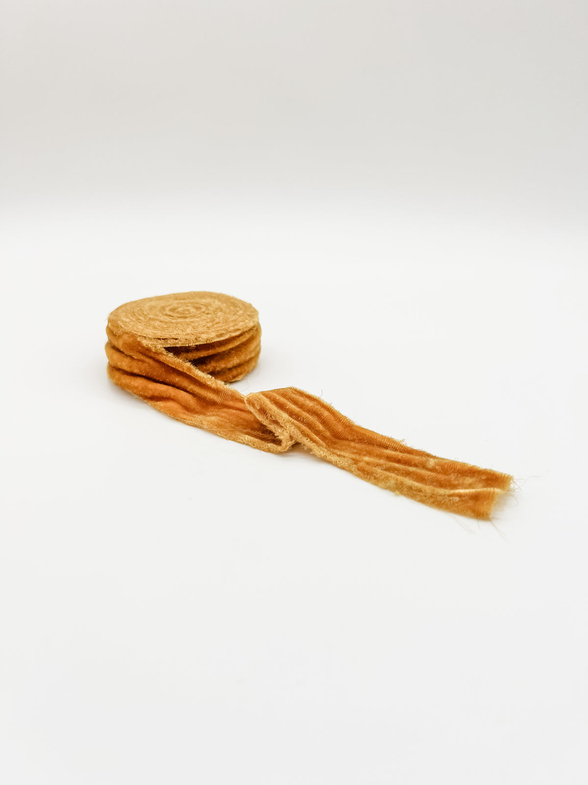 1.25" Raw Edge Velvet
