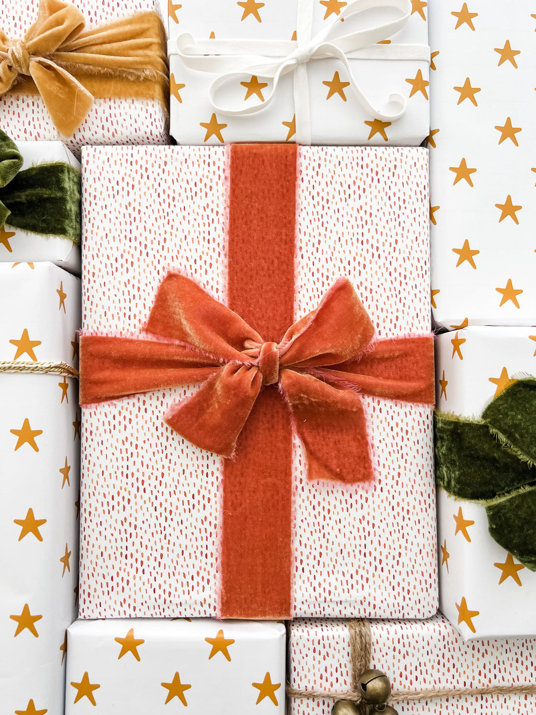 Gold wrapping paper